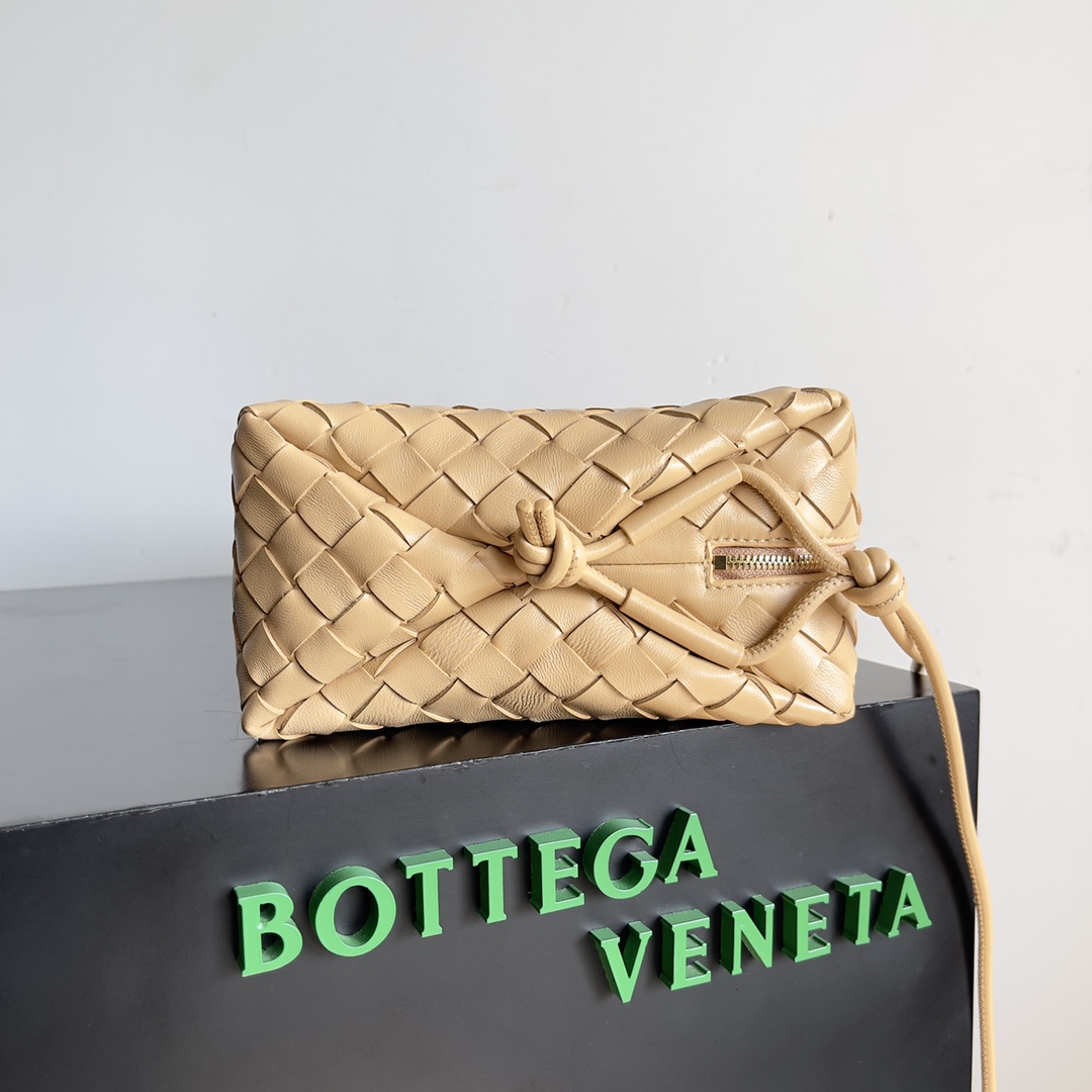 Bottega Veneta Satchel Bags